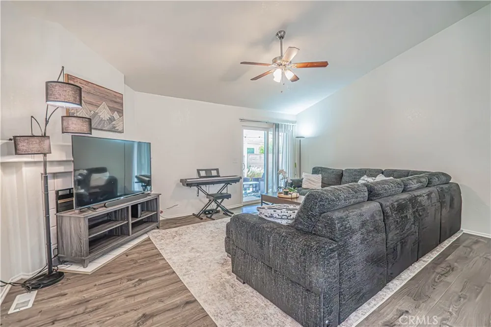 20160 Summit View Drive Canyon Country, CA 91351