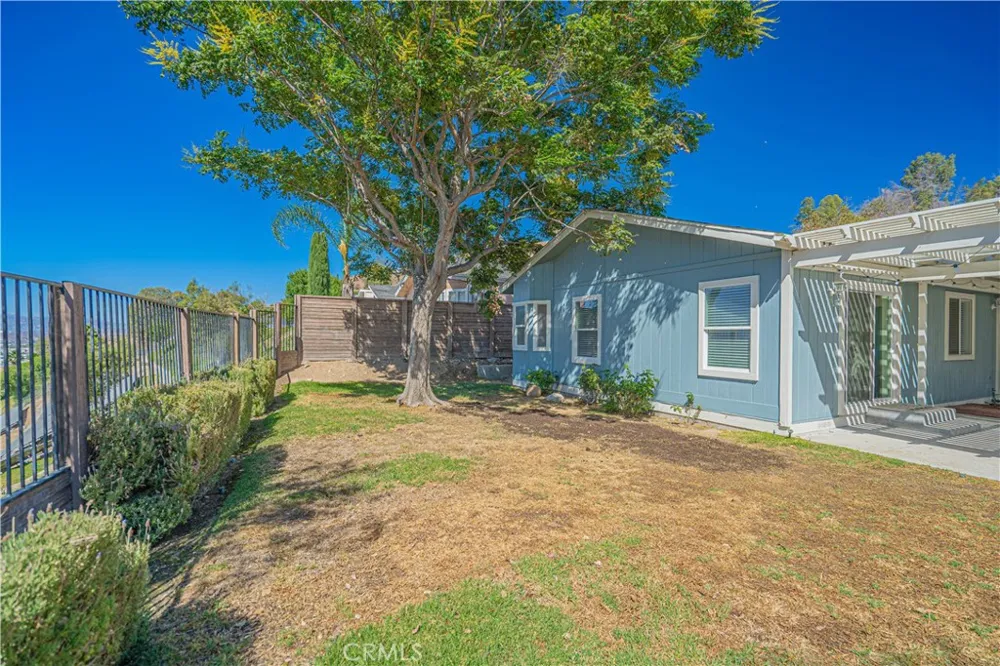 20160 Summit View Drive Canyon Country, CA 91351
