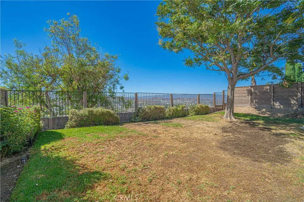 20160 Summit View Drive Canyon Country, CA 91351
