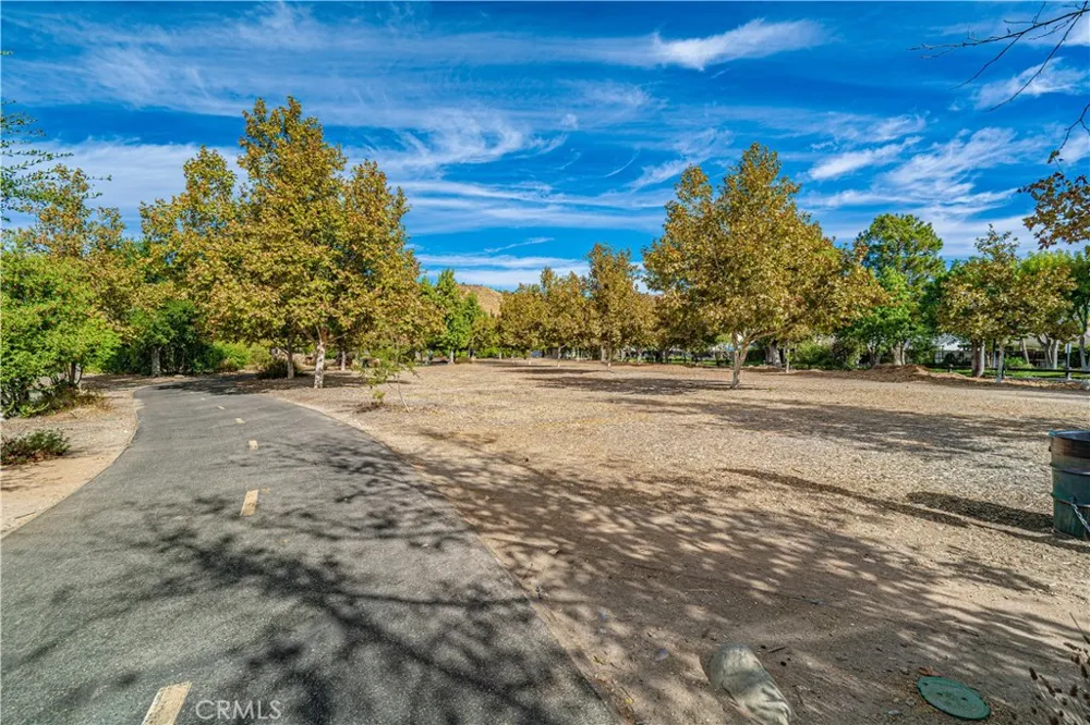 20160 Summit View Drive Canyon Country, CA 91351
