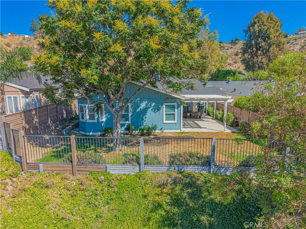 20160 Summit View Drive Canyon Country, CA 91351