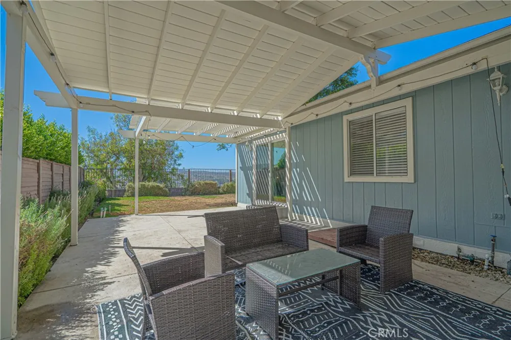 20160 Summit View Drive Canyon Country, CA 91351
