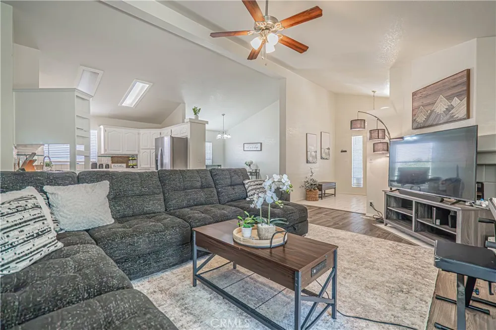 20160 Summit View Drive Canyon Country, CA 91351