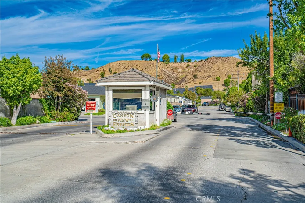 20160 Summit View Drive Canyon Country, CA 91351