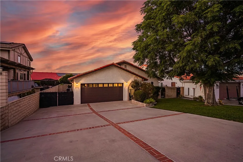 24020 Continental Drive Canyon Lake, CA 92587
