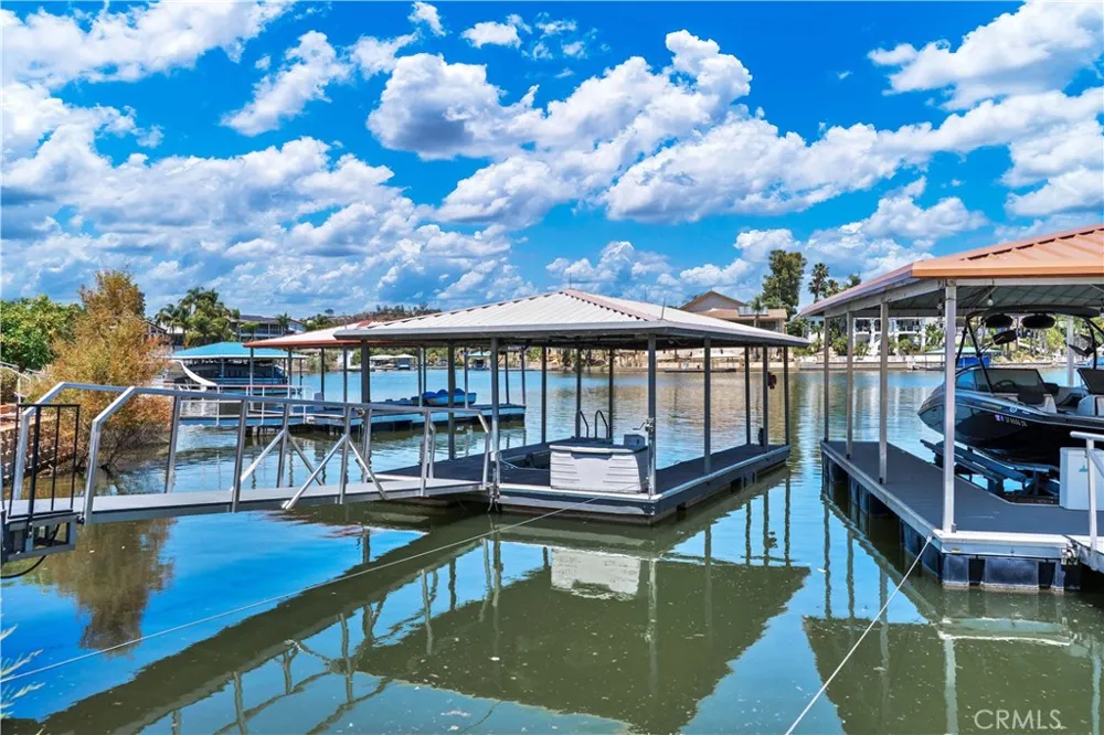 24020 Continental Drive Canyon Lake, CA 92587