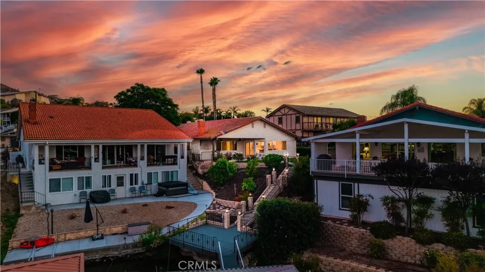 24020 Continental Drive Canyon Lake, CA 92587