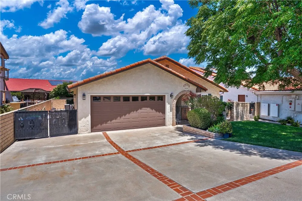 24020 Continental Drive Canyon Lake, CA 92587