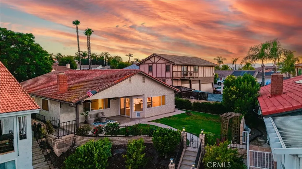 24020 Continental Drive Canyon Lake, CA 92587