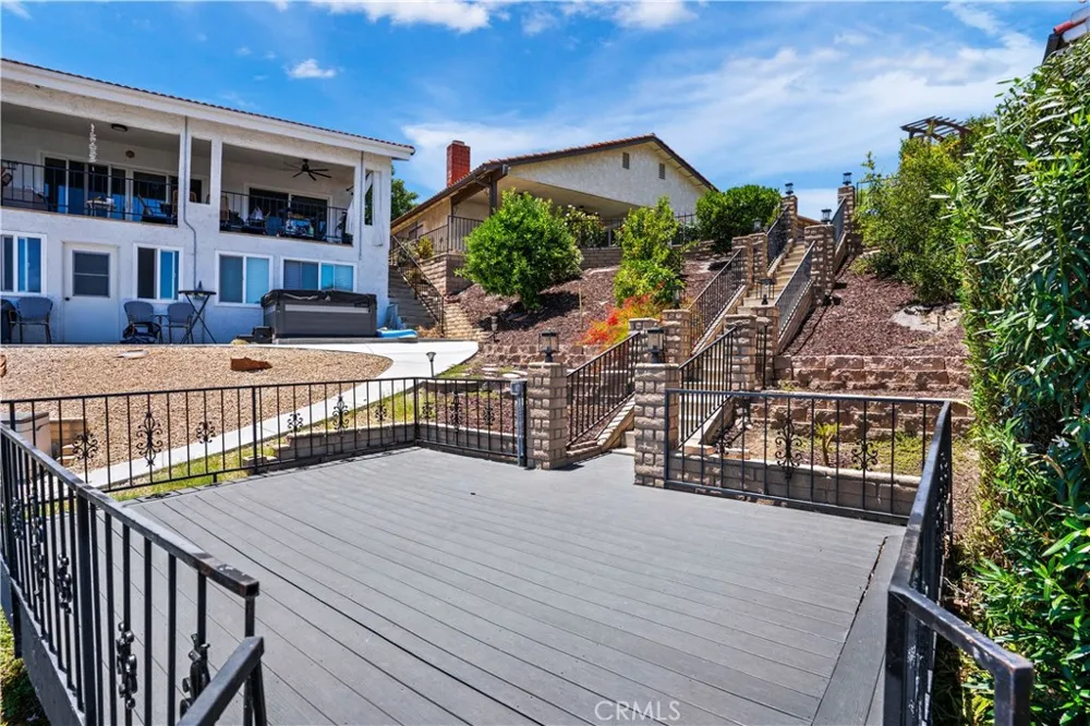 24020 Continental Drive Canyon Lake, CA 92587