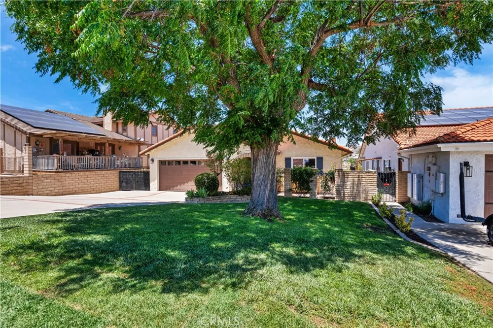 24020 Continental Drive Canyon Lake, CA 92587