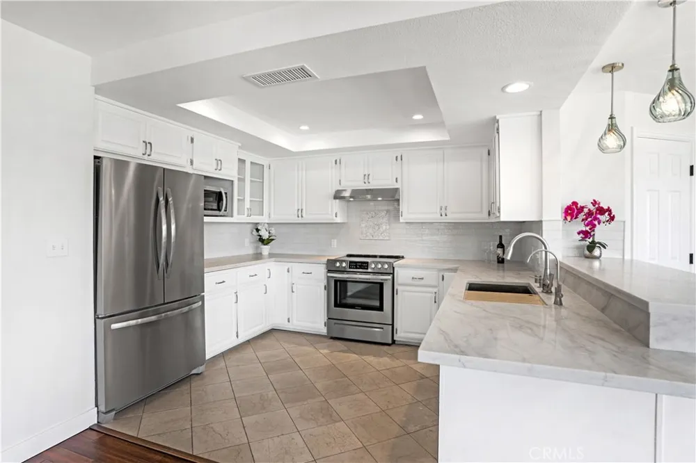 24020 Continental Drive Canyon Lake, CA 92587