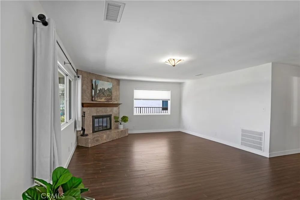 24020 Continental Drive Canyon Lake, CA 92587