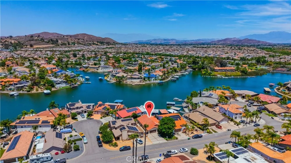 24020 Continental Drive Canyon Lake, CA 92587