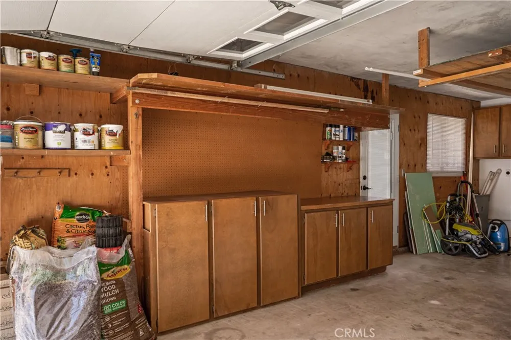 24020 Continental Drive Canyon Lake, CA 92587