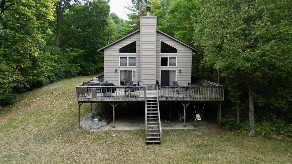 5797 S Woods Road Logan Township, MI 49402