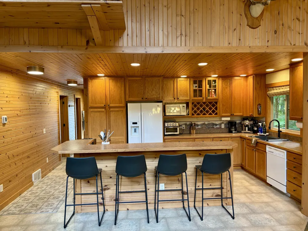 5797 S Woods Road Logan Township, MI 49402