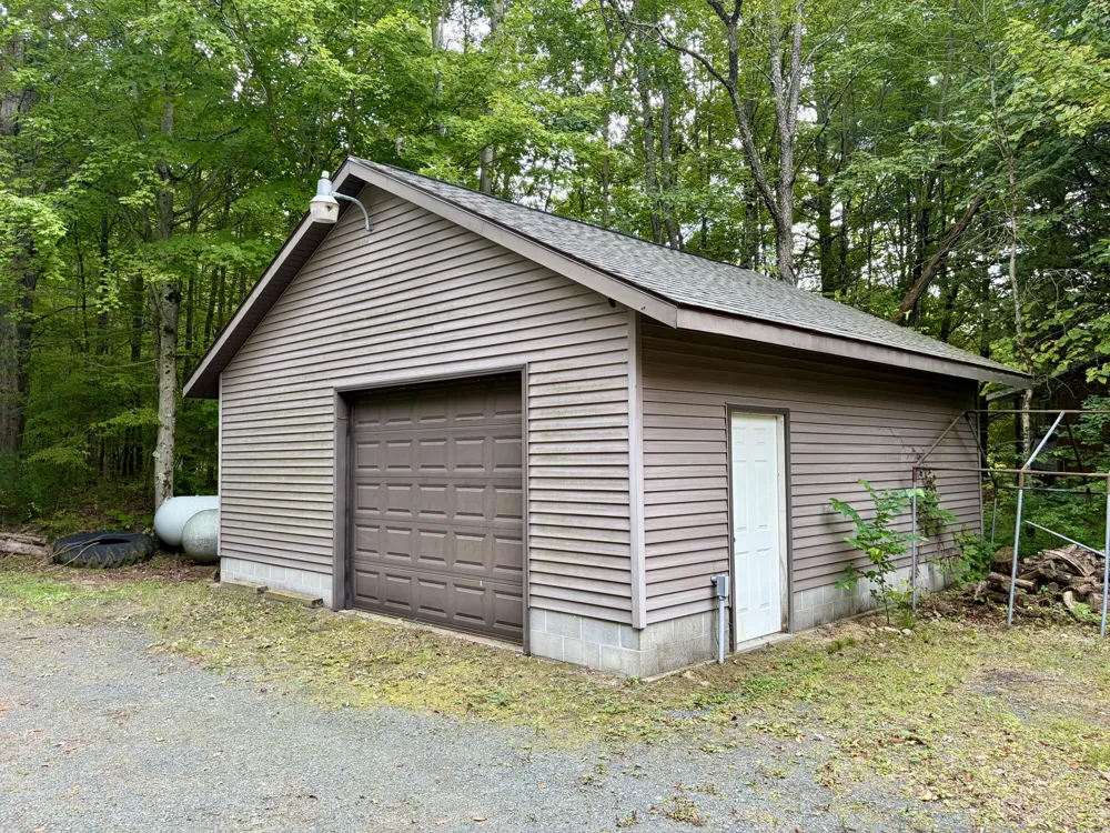 5797 S Woods Road Logan Township, MI 49402