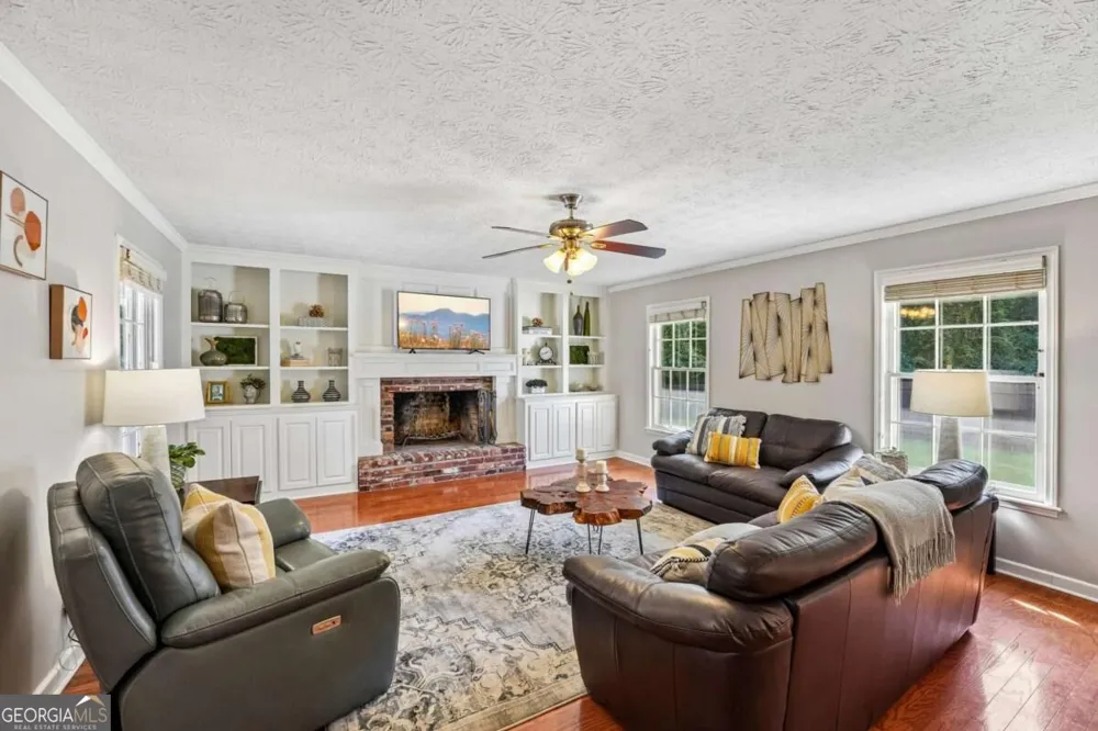 1075 Wesley Park DR SW Marietta, GA 30064