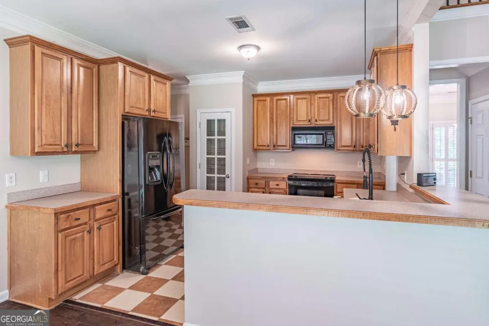 2649 Waters Edge DR Gainesville, GA 30504