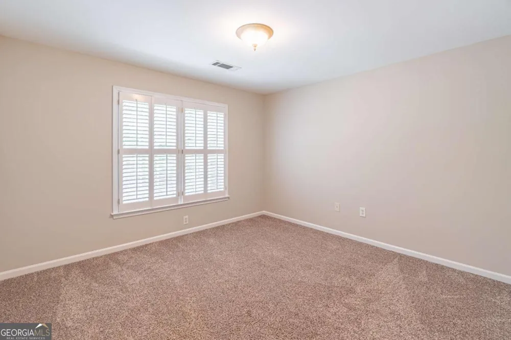 2649 Waters Edge DR Gainesville, GA 30504
