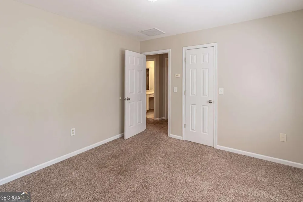 2649 Waters Edge DR Gainesville, GA 30504