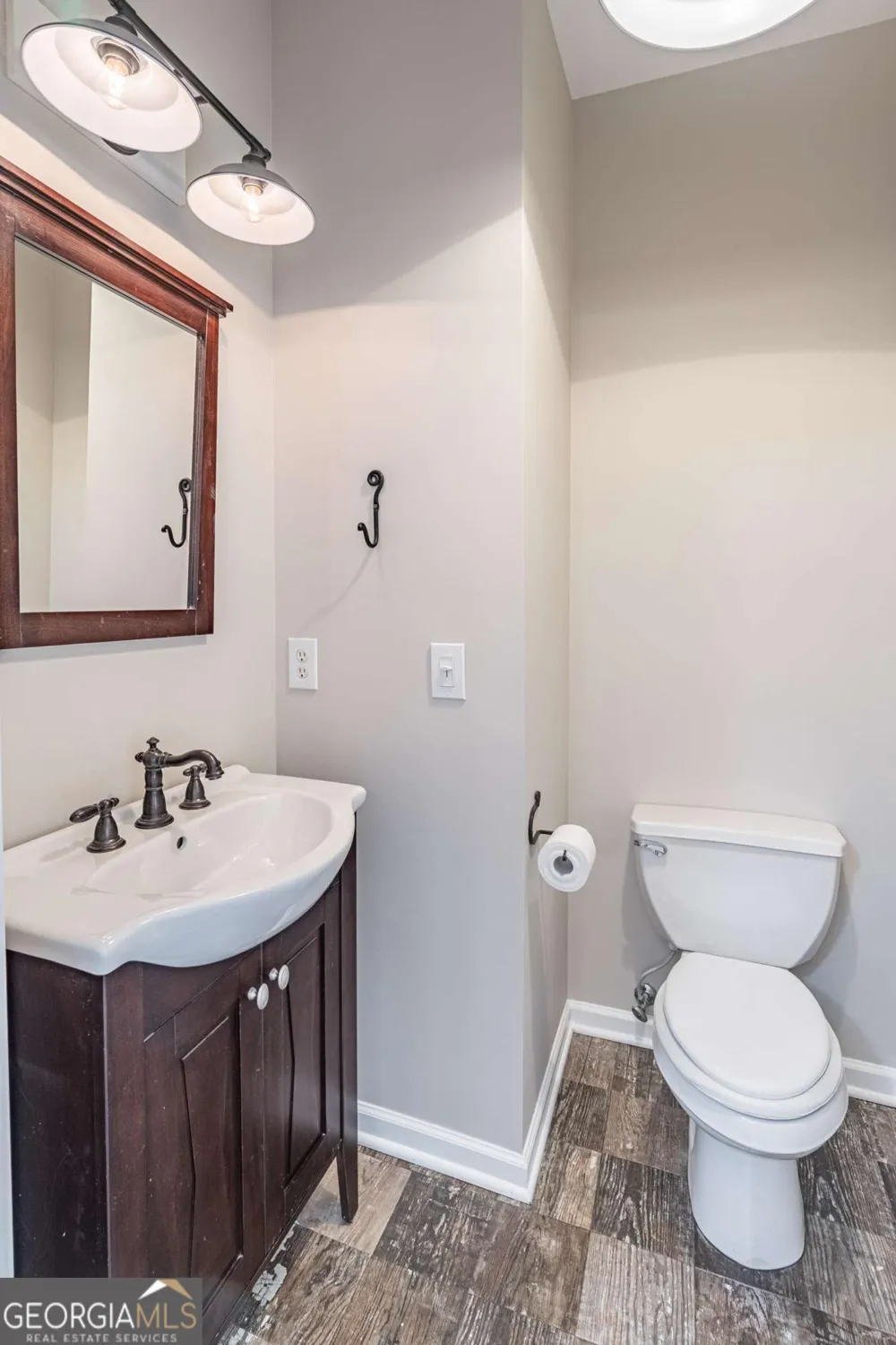 2649 Waters Edge DR Gainesville, GA 30504