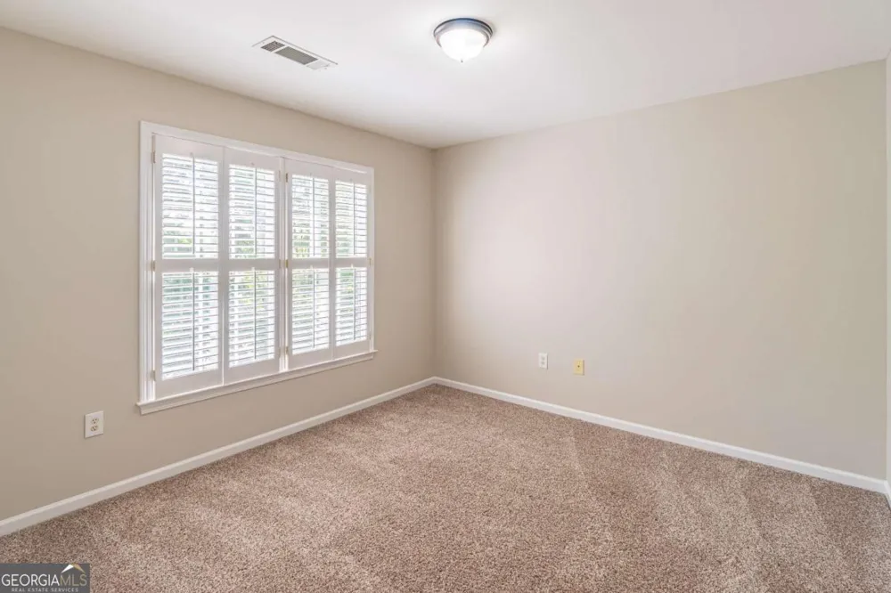 2649 Waters Edge DR Gainesville, GA 30504