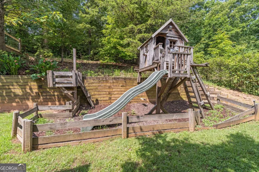 2649 Waters Edge DR Gainesville, GA 30504