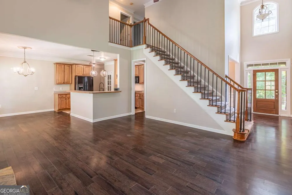 2649 Waters Edge DR Gainesville, GA 30504