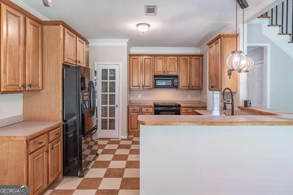 2649 Waters Edge DR Gainesville, GA 30504