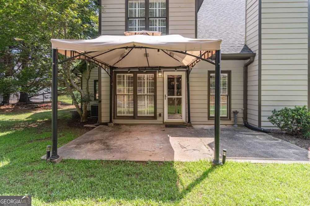 2649 Waters Edge DR Gainesville, GA 30504
