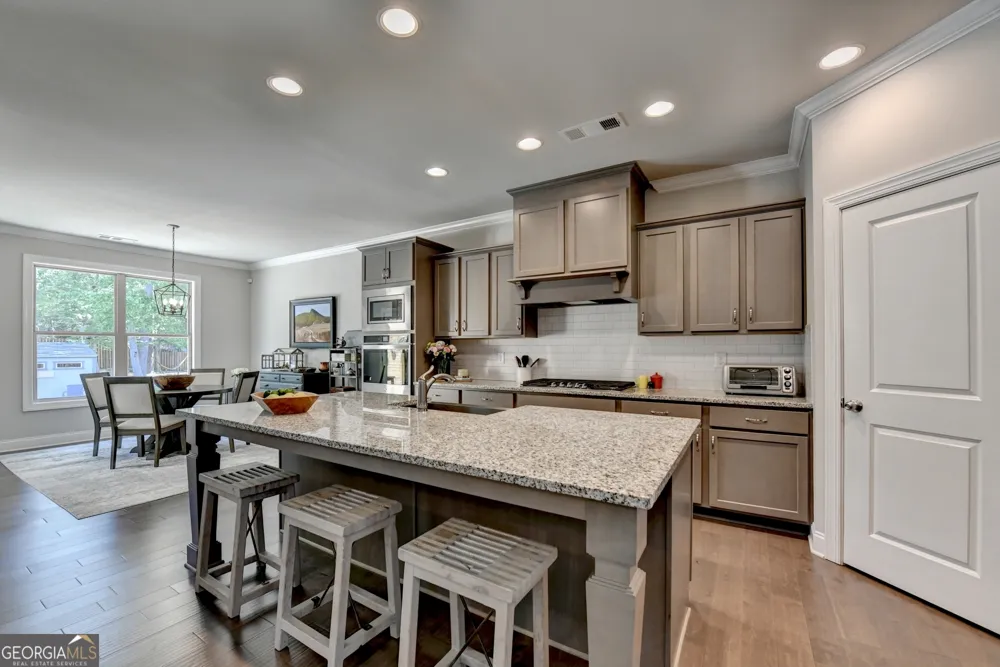 5198 Ashley DR SW Lilburn, GA 30047