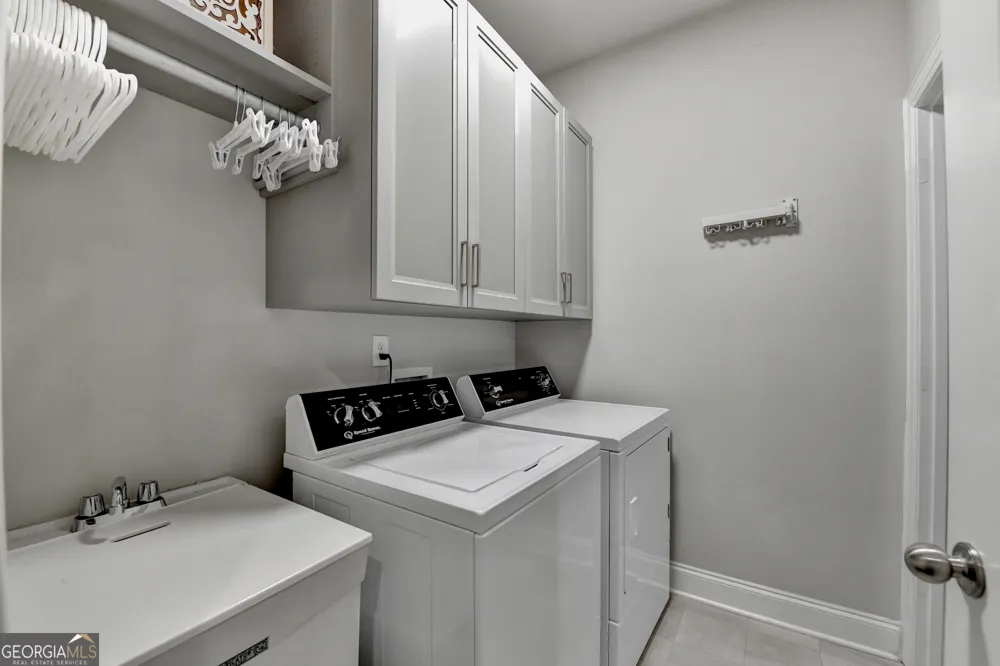 5198 Ashley DR SW Lilburn, GA 30047