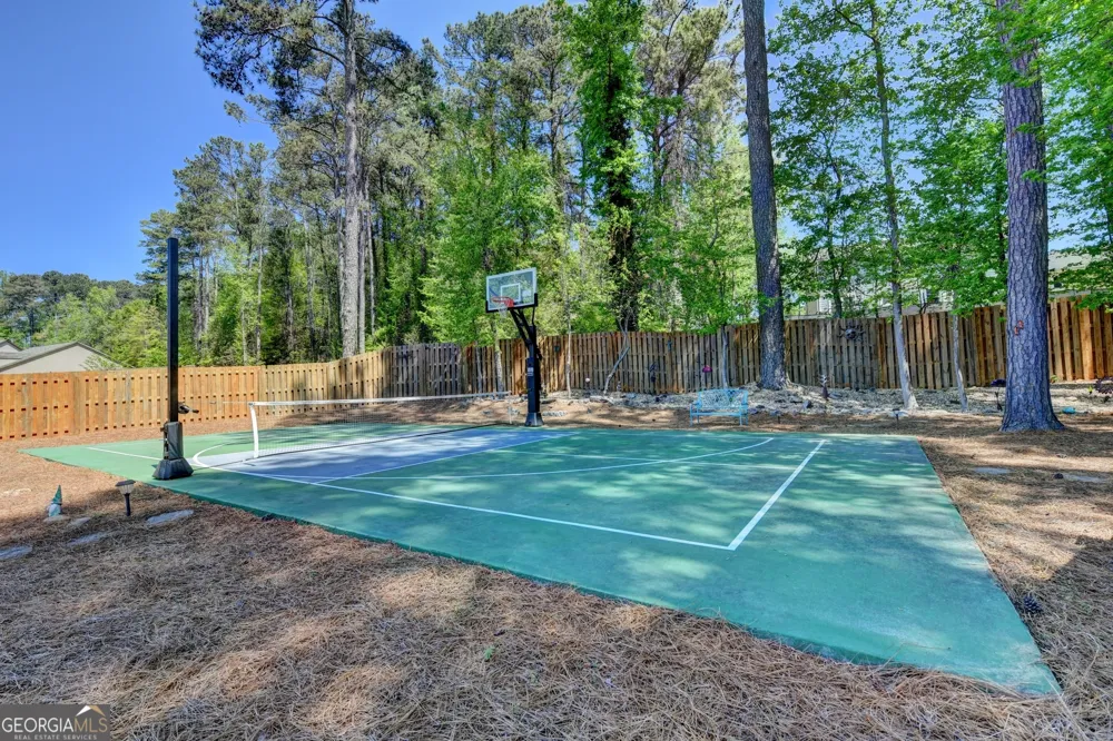 5198 Ashley DR SW Lilburn, GA 30047