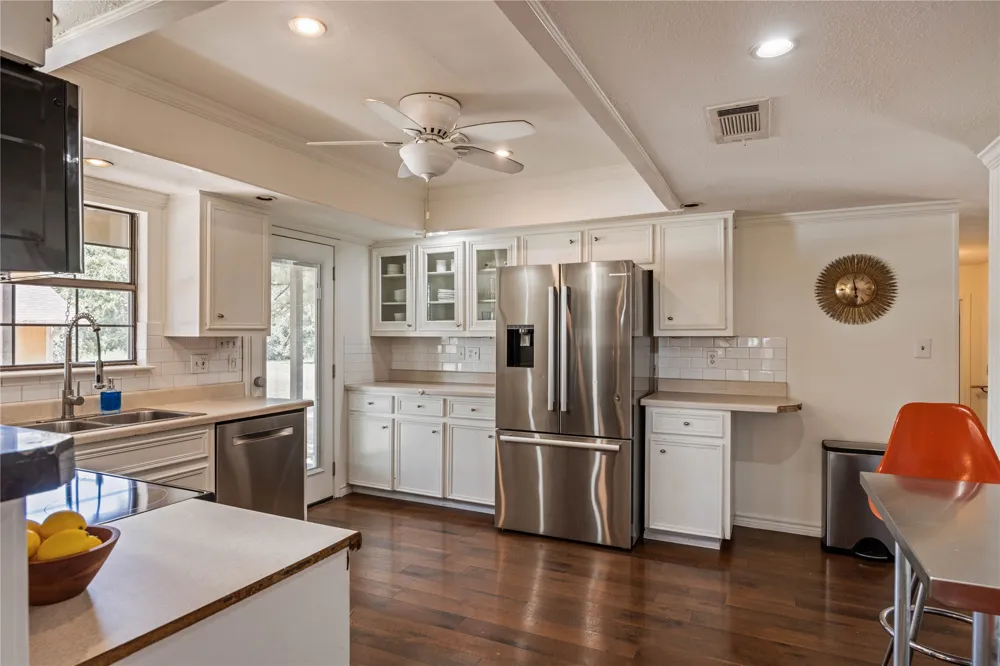 446 Roemer Road Elgin, TX 78621