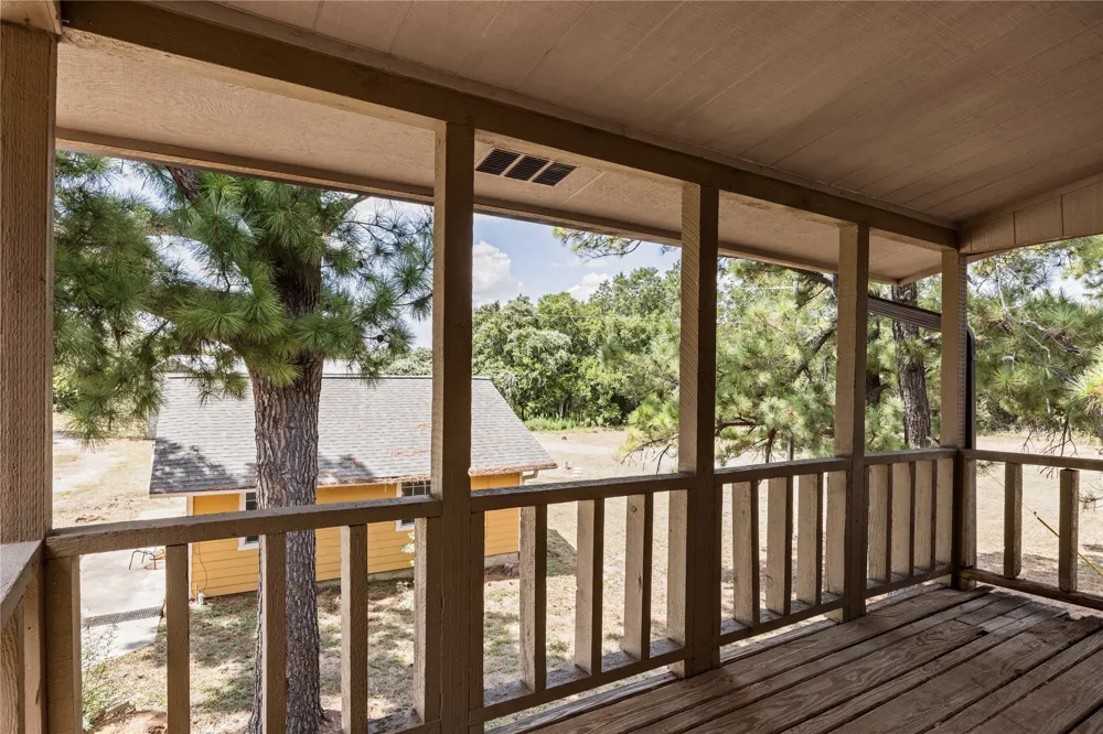 446 Roemer Road Elgin, TX 78621