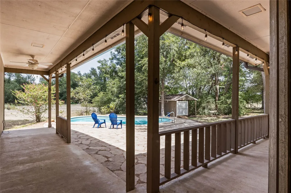 446 Roemer Road Elgin, TX 78621