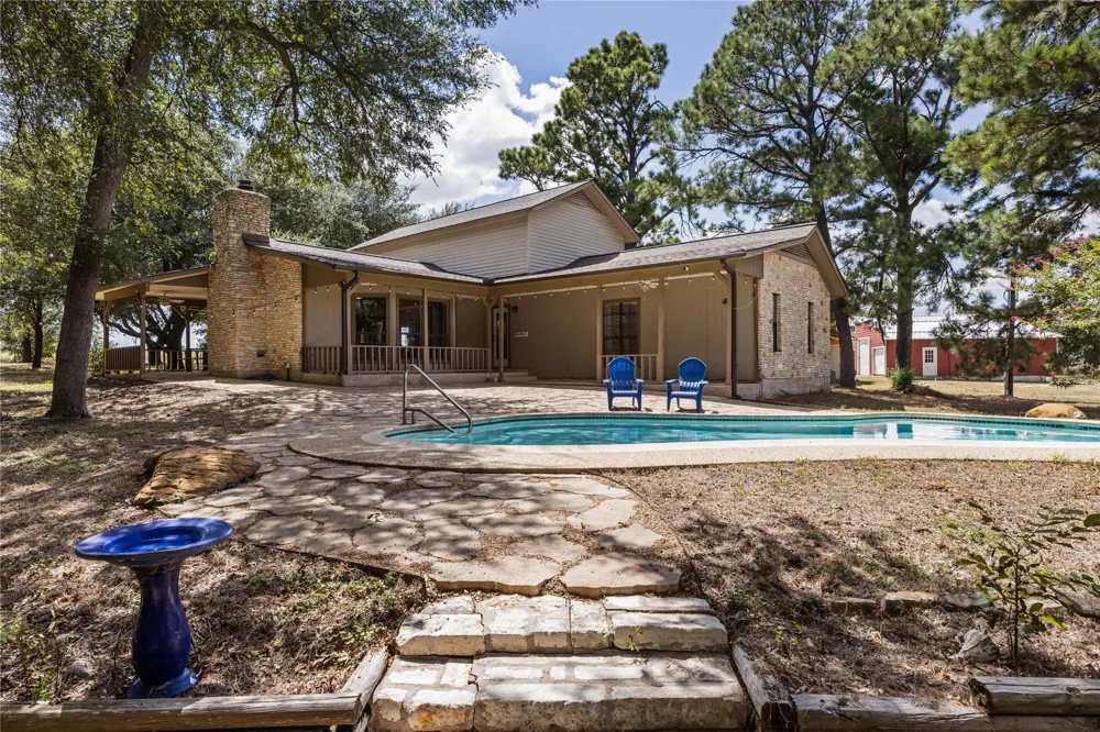 446 Roemer Road Elgin, TX 78621