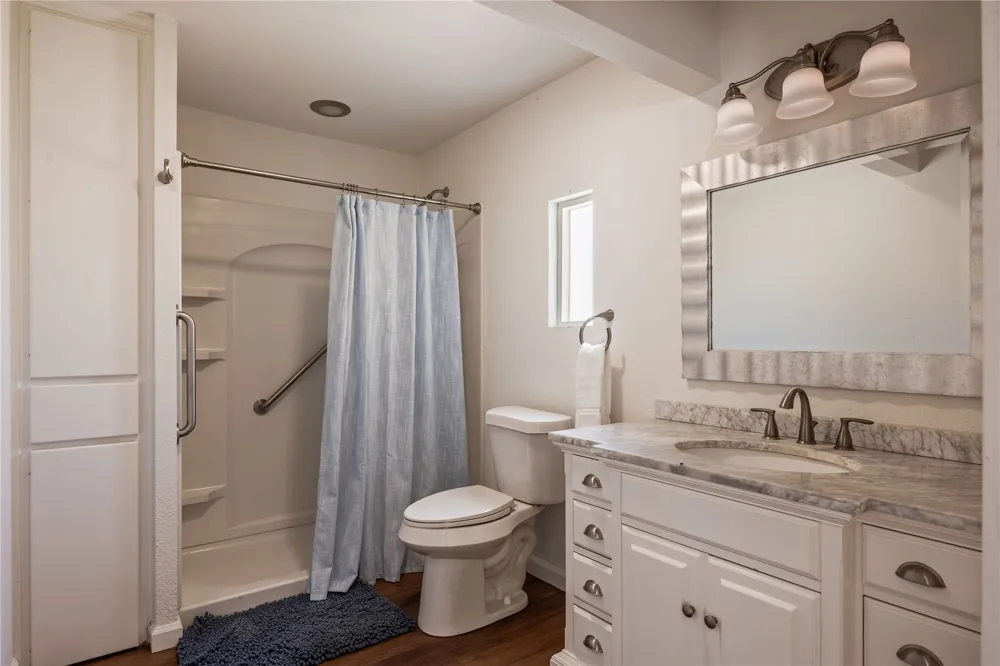446 Roemer Road Elgin, TX 78621