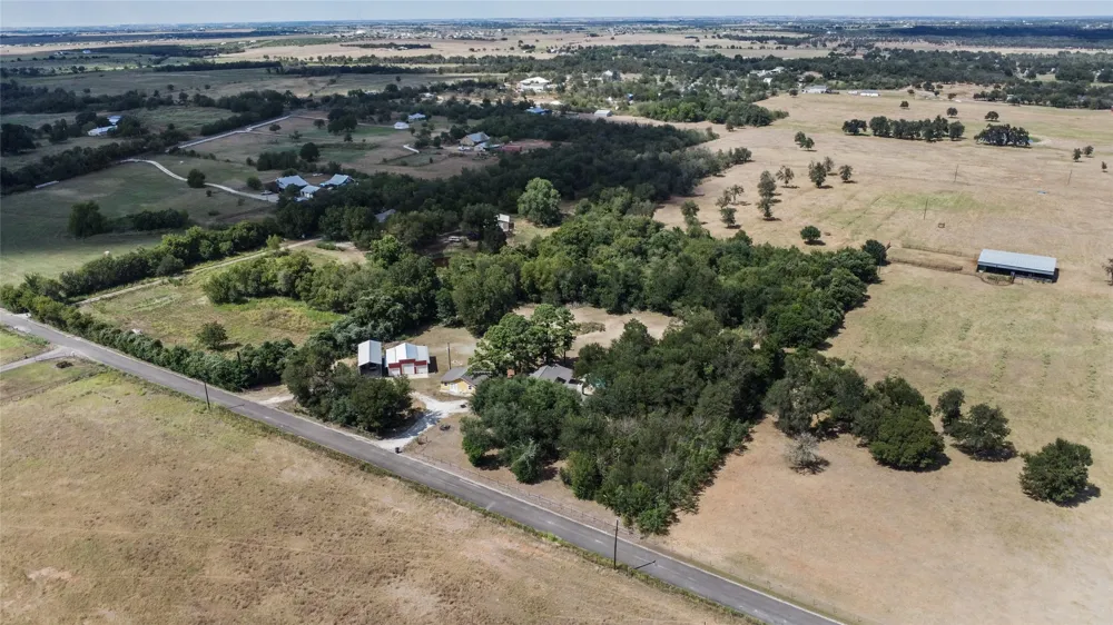 446 Roemer Road Elgin, TX 78621