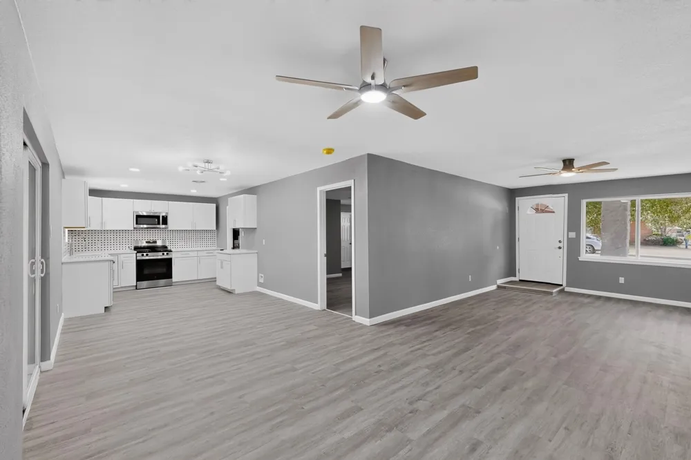200 Opal Street Saginaw, TX 76179