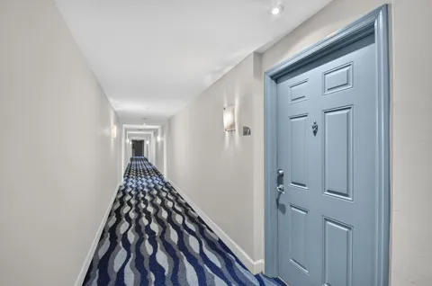 700 E BOYNTON BEACH BOULEVARD #410