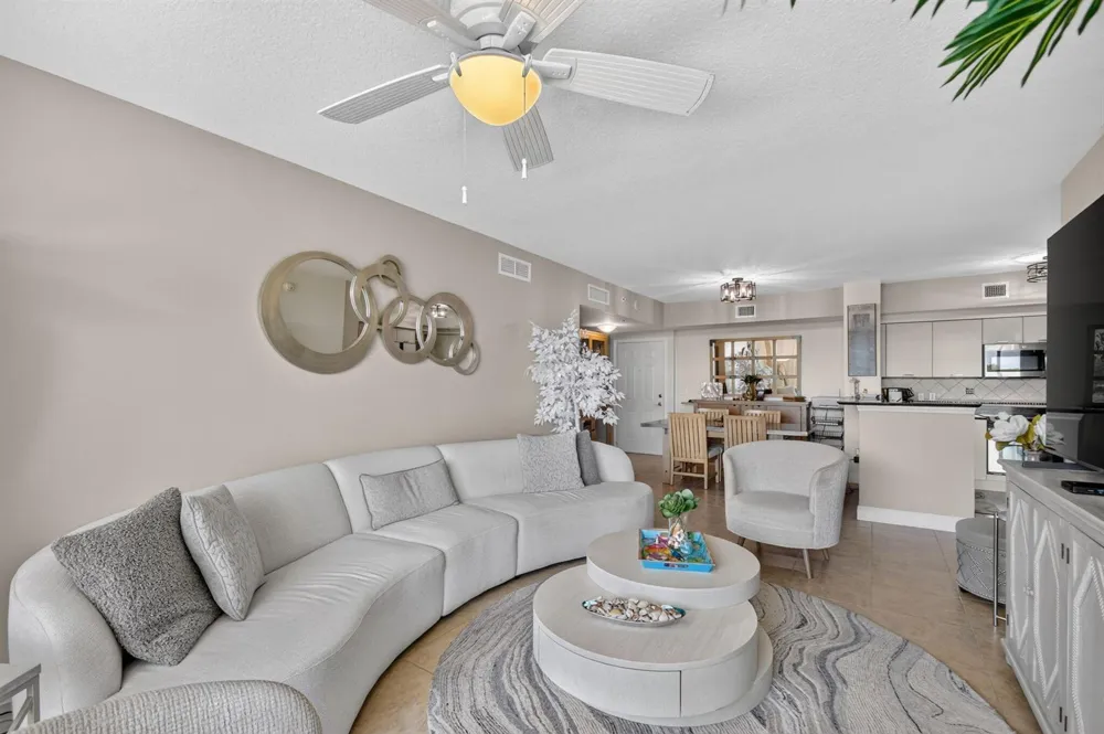 700 E BOYNTON BEACH BOULEVARD #410 Boynton Beach, FL 33435