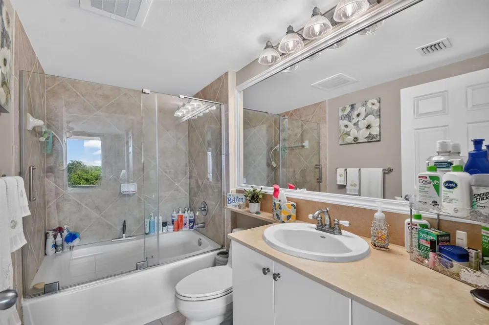 700 E BOYNTON BEACH BOULEVARD #410 Boynton Beach, FL 33435