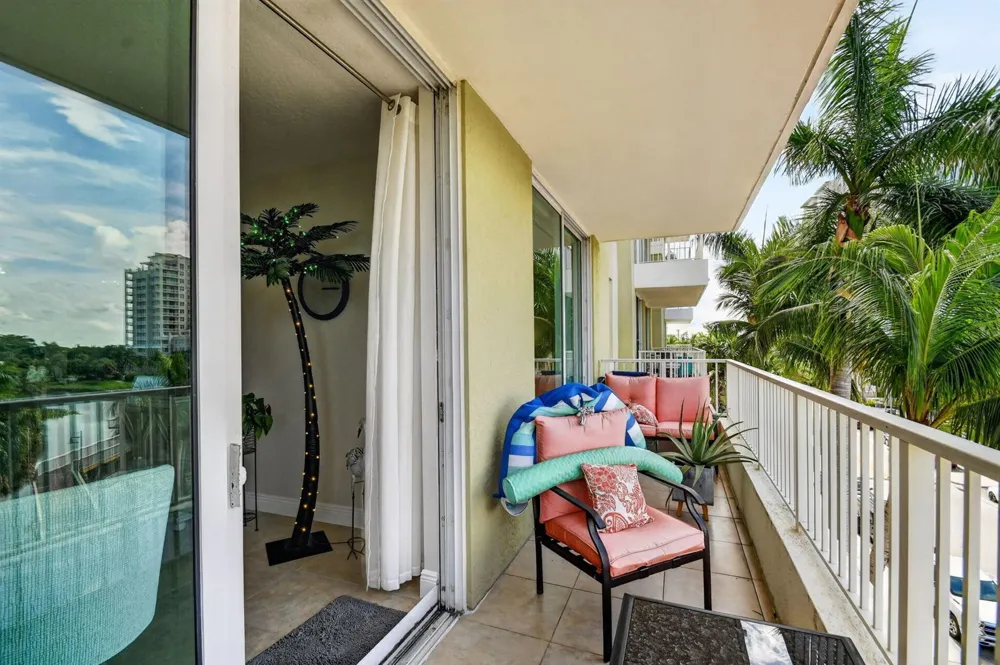 700 E BOYNTON BEACH BOULEVARD #410 Boynton Beach, FL 33435