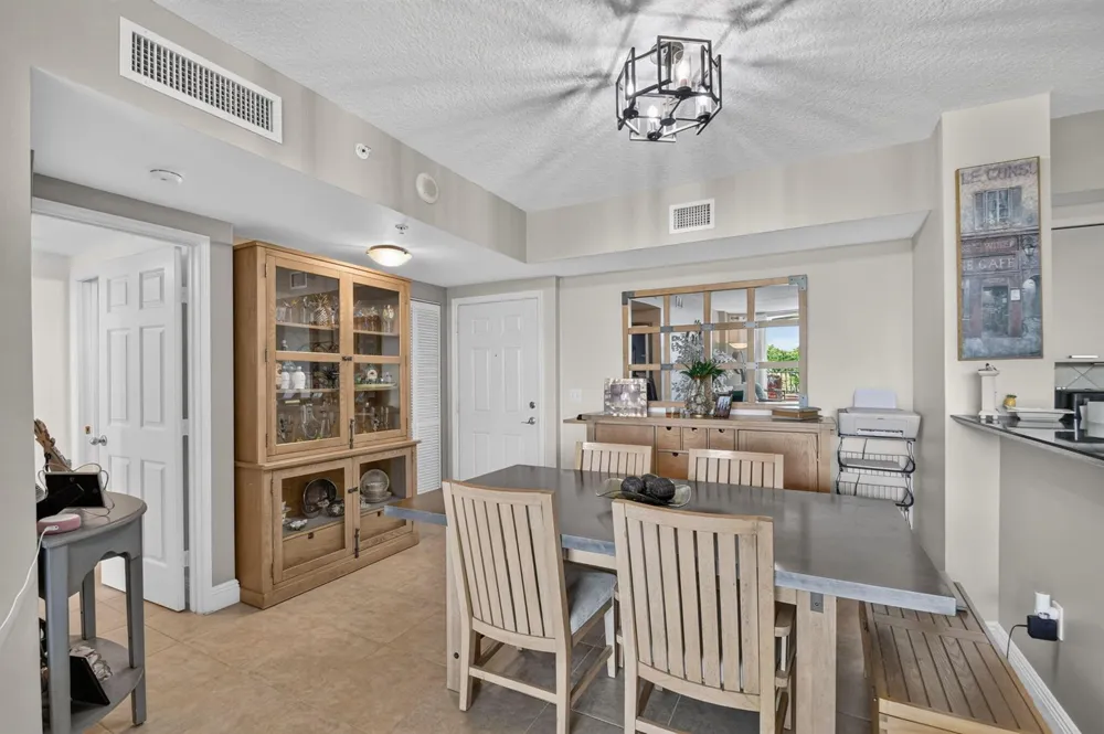 700 E BOYNTON BEACH BOULEVARD #410 Boynton Beach, FL 33435