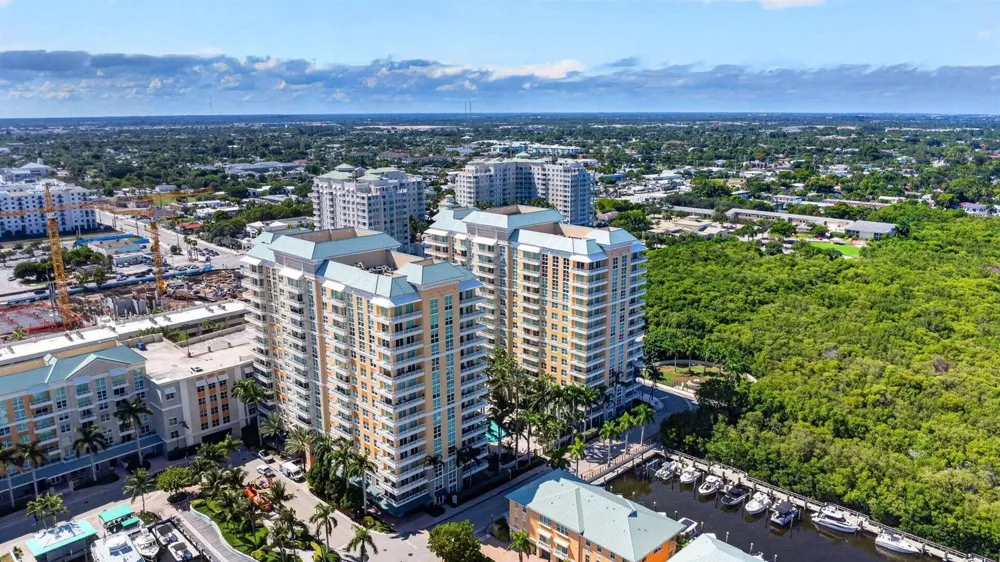 700 E BOYNTON BEACH BOULEVARD #410 Boynton Beach, FL 33435
