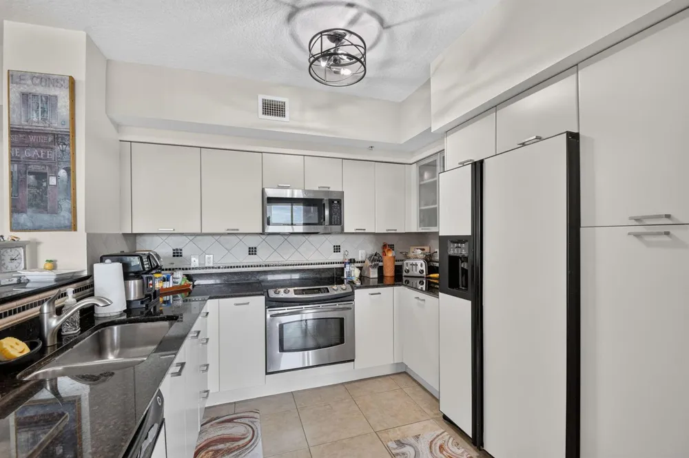 700 E BOYNTON BEACH BOULEVARD #410 Boynton Beach, FL 33435