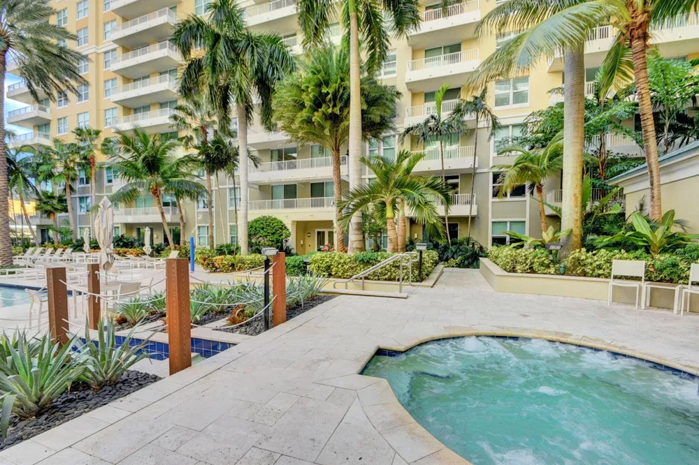 700 E BOYNTON BEACH BOULEVARD #410 Boynton Beach, FL 33435